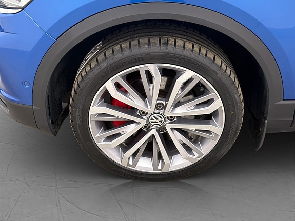 Volkswagen T-Roc 26 of 29