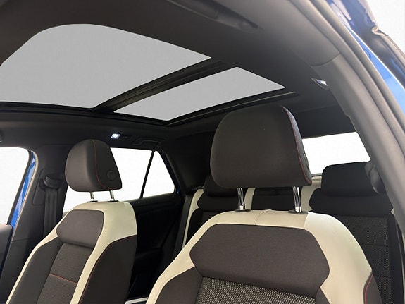 Volkswagen T-Roc 9 of 29