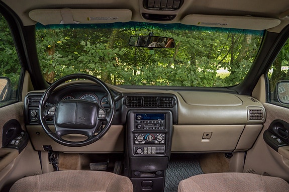 Chevrolet Trans Sport 2001 photo 5
