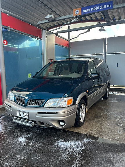 Chevrolet Trans Sport 2001 photo 2