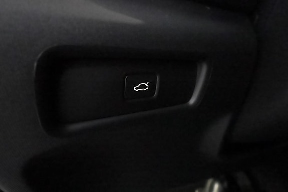 Polestar 2 27 of 30