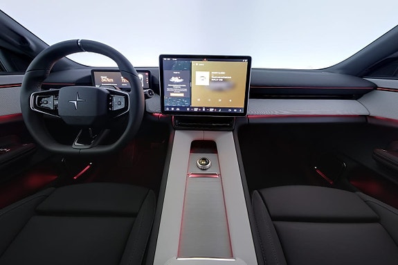 Polestar 4 7 of 30