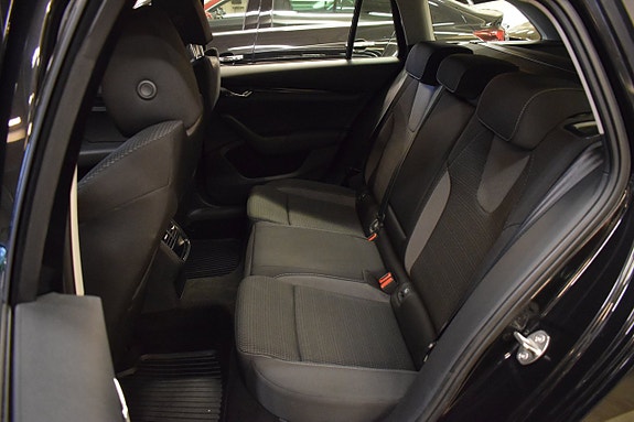 Skoda Octavia 9 of 23