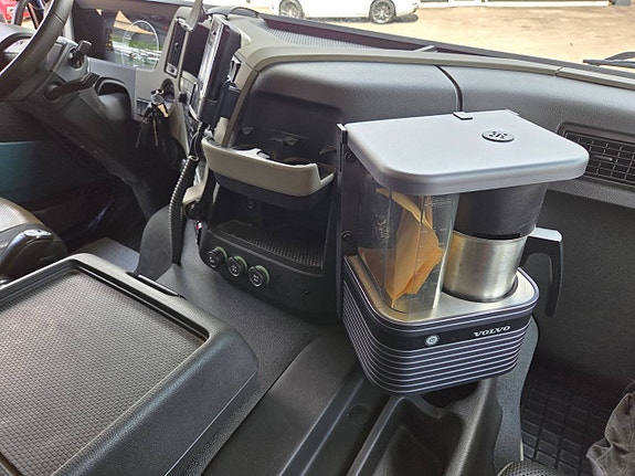 VOLVO FM 6X2 TIPP&KRAN 10 of 10