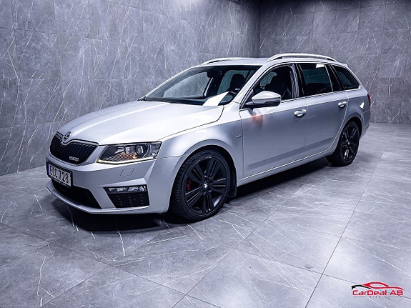 Skoda Octavia 3 of 5