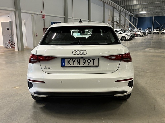 Audi A3 4 of 19