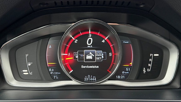 Volvo V60 Cross Country 17 of 30