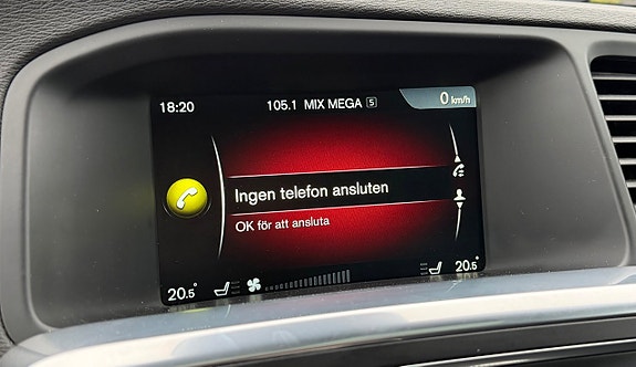 Volvo V60 Cross Country 24 of 30