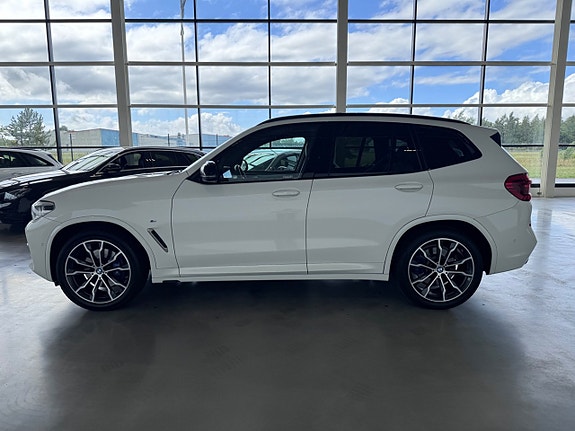 BMW X3 2 of 5