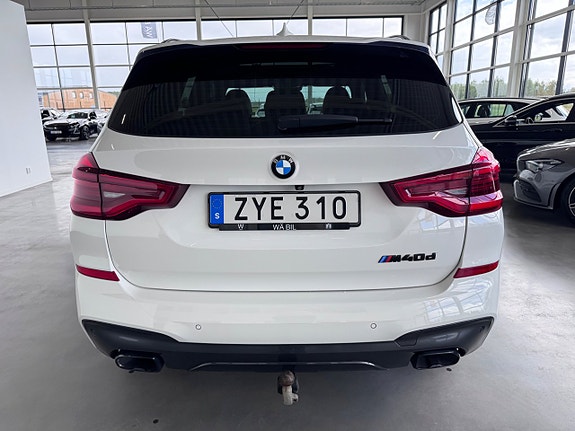 BMW X3 4 of 5