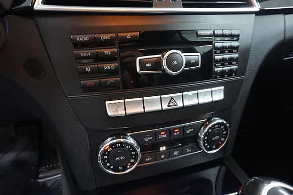 Mercedes-Benz C180 16 of 17