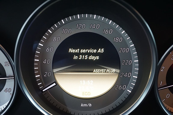 Mercedes-Benz C180 15 of 17