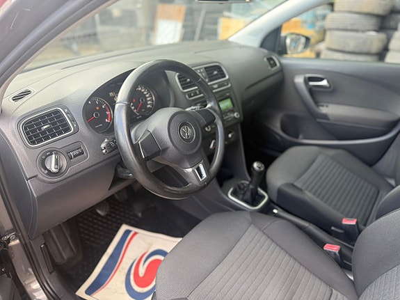 Volkswagen Polo 4 of 5
