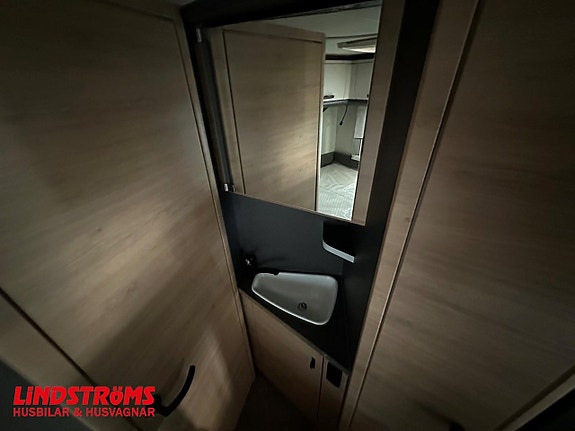 Knaus L!VE TI PLATINUM SELECTION 590 MF 10 of 17