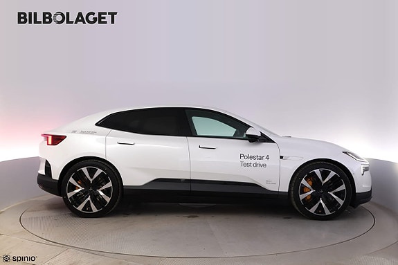 Polestar 4 2 of 30