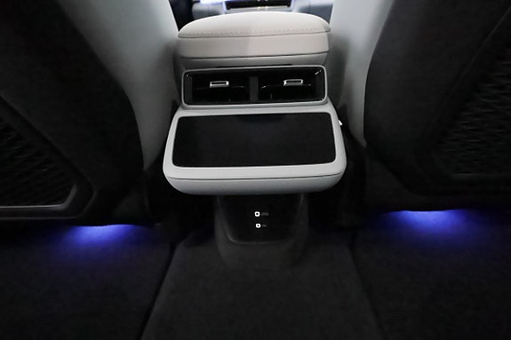 Polestar 4 27 of 30