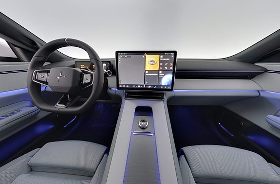 Polestar 4 7 of 30