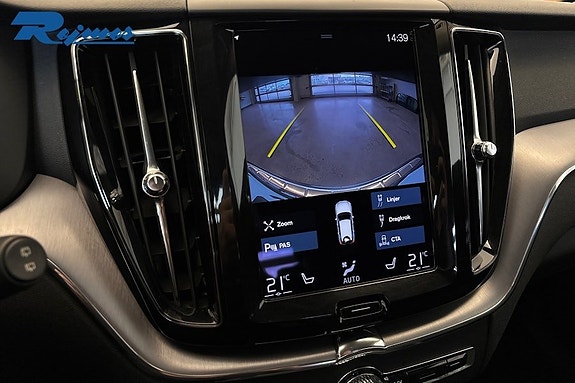 Volvo XC60 13 of 23