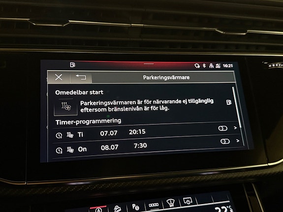 Audi RS Q8 22 of 30