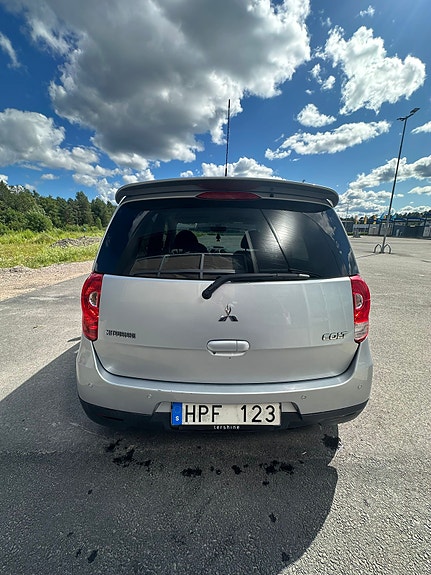 Mitsubishi Colt 4 of 5