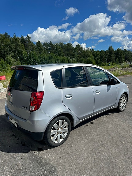 Mitsubishi Colt 5 of 5