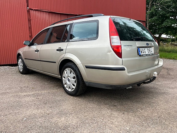 Ford Mondeo 2 of 5