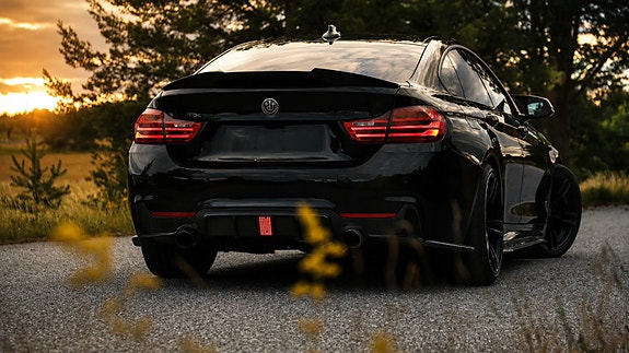 BMW 440i 3 of 19