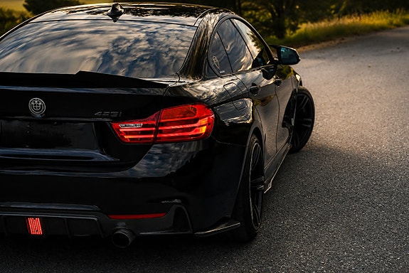 BMW 440i 7 of 19
