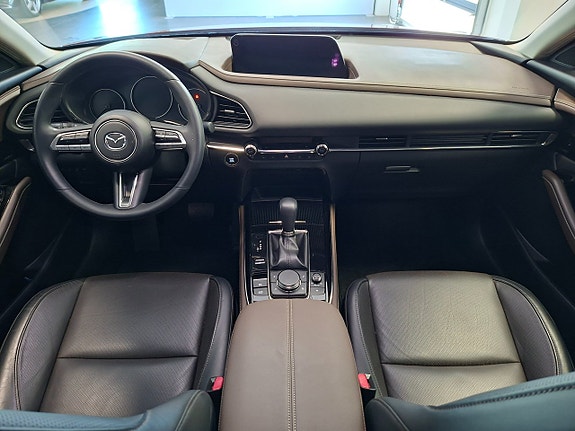 Mazda CX-30 7 of 8