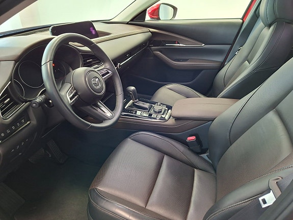 Mazda CX-30 5 of 8