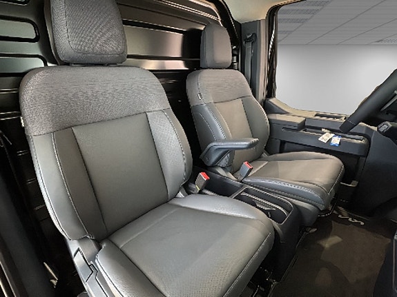 Kia PV5 13 of 15