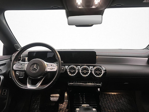 Mercedes-Benz CLA250 e 14 of 30