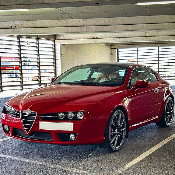 Alfa Romeo Brera 2 of 5