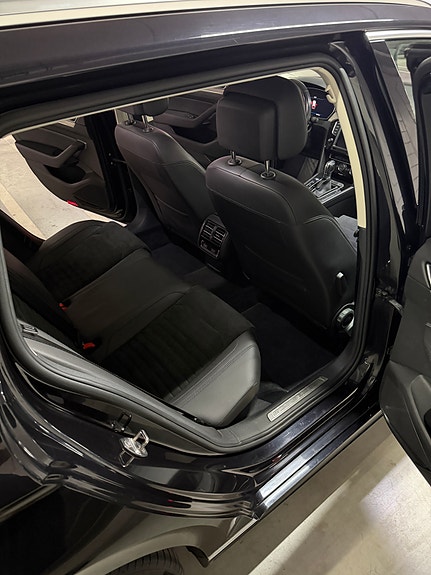 Volkswagen Passat 15 of 19