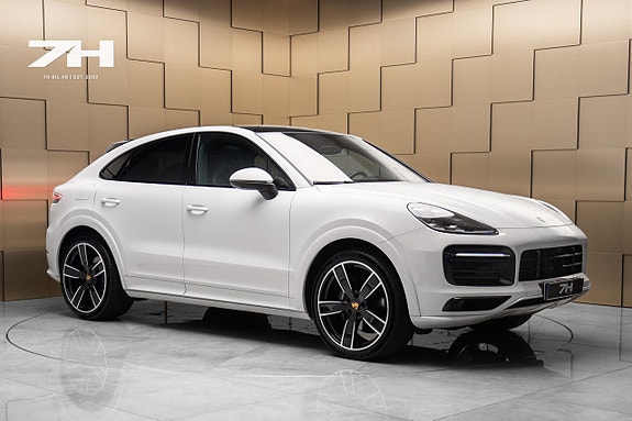 Porsche Cayenne 7 of 22