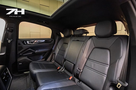 Porsche Cayenne 20 of 22