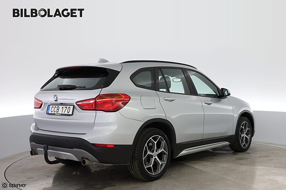 BMW X1 4 of 5