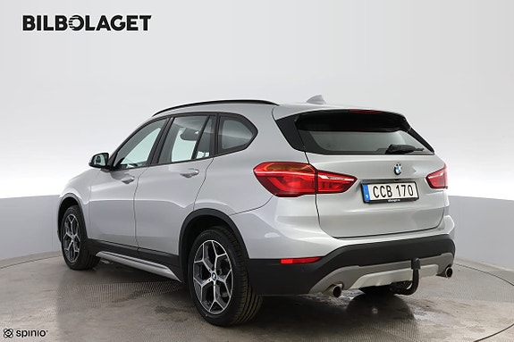 BMW X1 3 of 5