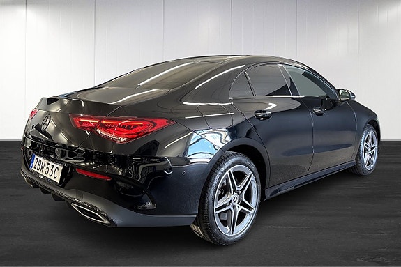 Mercedes-Benz CLA250 e 4 of 5