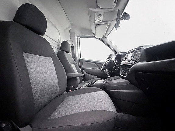 Fiat Doblo 17 of 24