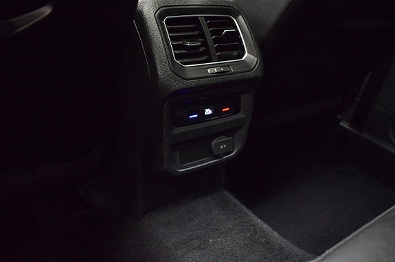 Volkswagen Tiguan 28 of 30