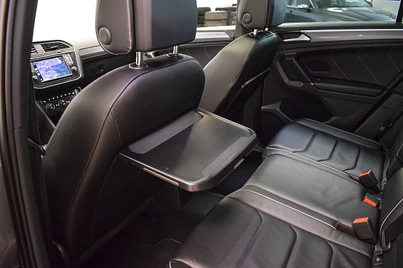 Volkswagen Tiguan 27 of 30