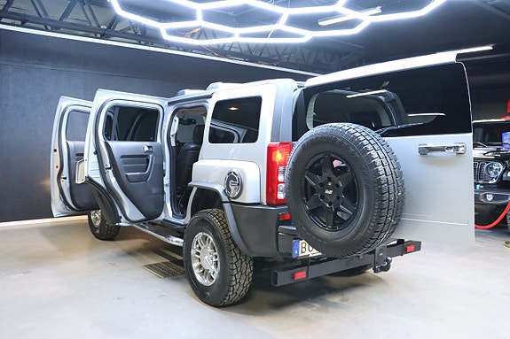Hummer H3 17 of 30