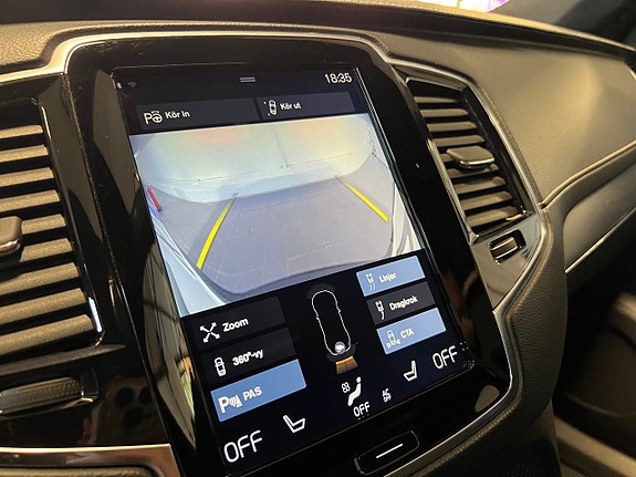 Volvo XC90 21 of 27