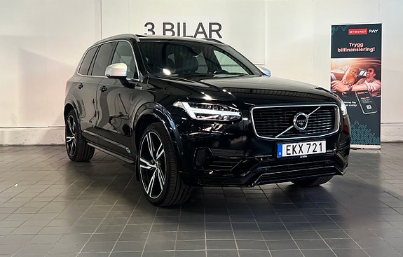 Volvo XC90 2 of 27