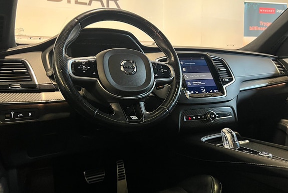 Volvo XC90 11 of 27