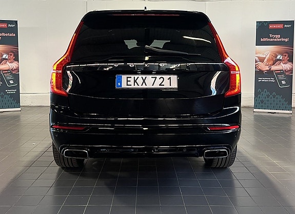 Volvo XC90 8 of 27