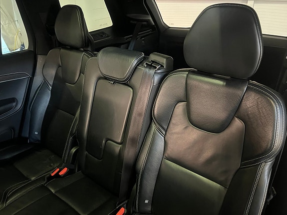 Volvo XC90 26 of 27