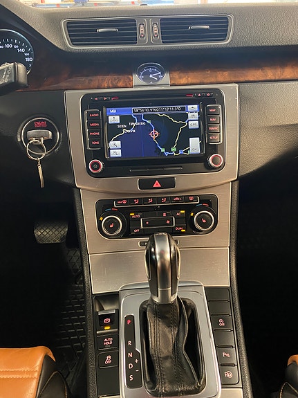 Volkswagen Passat 7 of 7