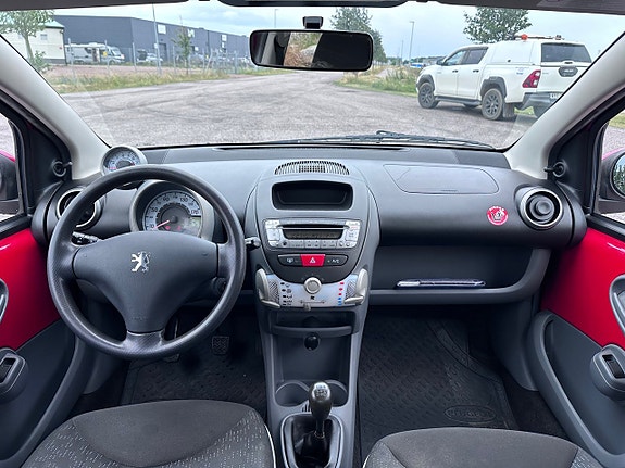 Peugeot 107 7 of 16
